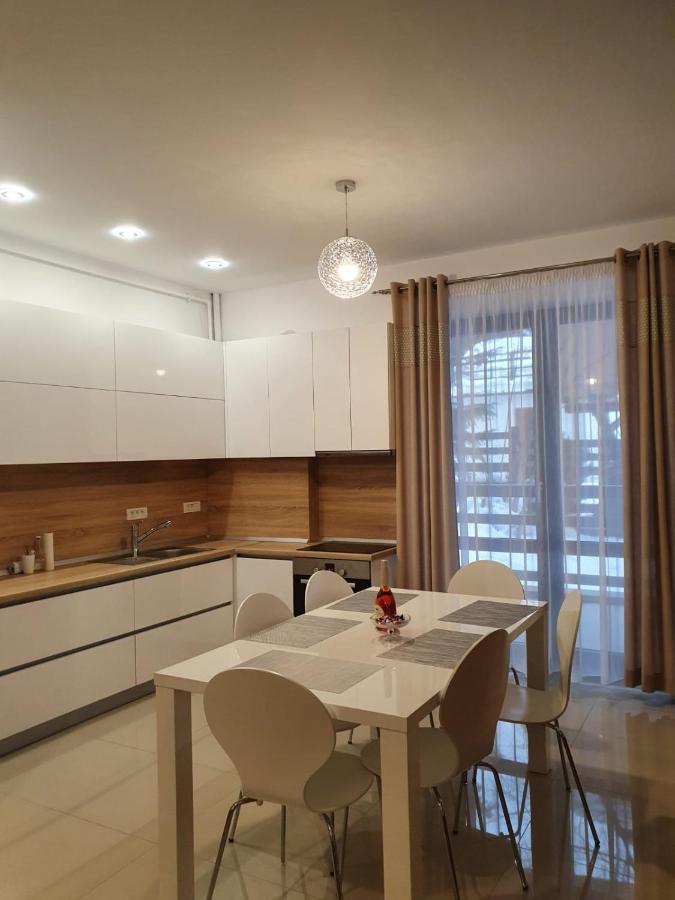 Apartment Sic *
